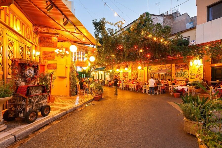 Athens: Premium Food and Wine Tasting Tour in the evening - Olive oil, spreads, and a Greek liqueur