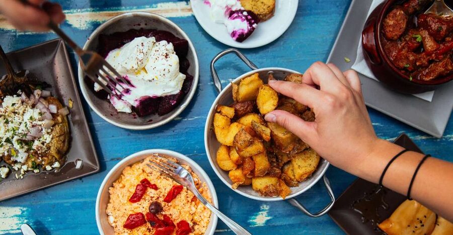 Athens: Private Food Tour – 10 Tastings With Locals - Why this food walk works well in Athens
