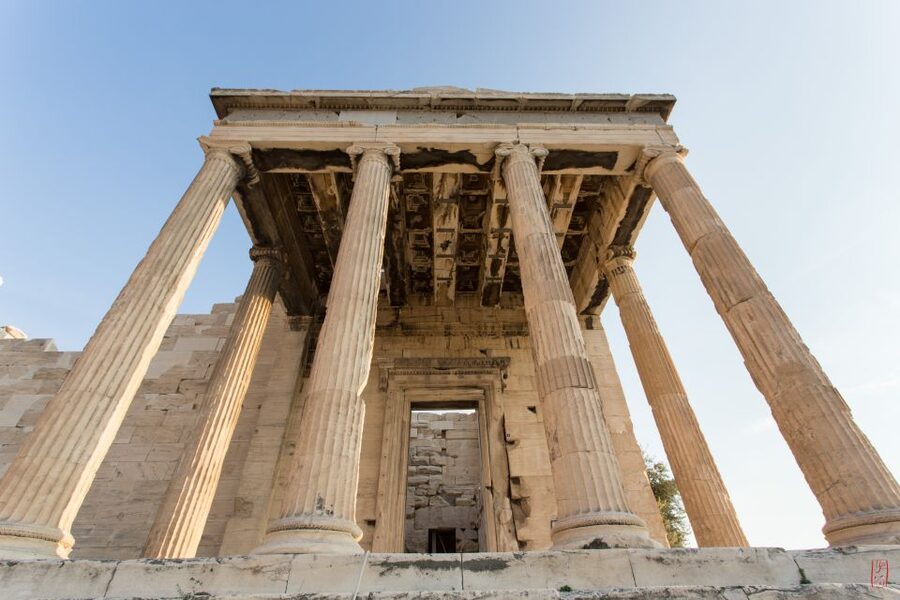 Athens: Private Guided Skip-the-Line Tour of the Acropolis - Stories of Socrates, Aristotle, and ancient Athens