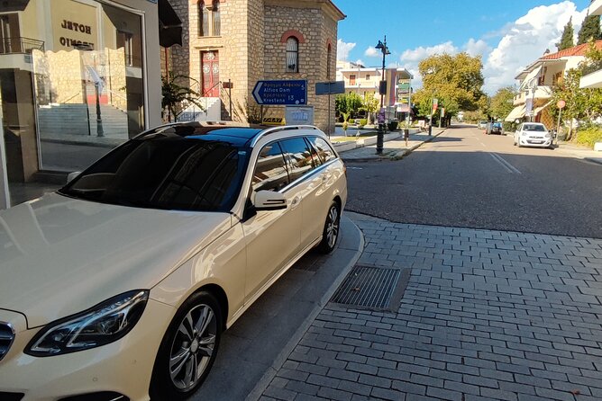 Athens Private Transfer Service: Athens Hotel To / From Piraeus Port - Arriving at Piraeus Port with less guesswork