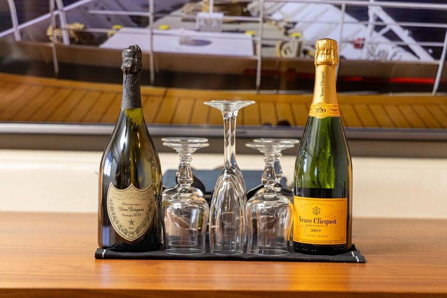 Athens: Saronic Islands Cruise with VIP Area Seating & Lunch - Lunch at sea, with realistic expectations
