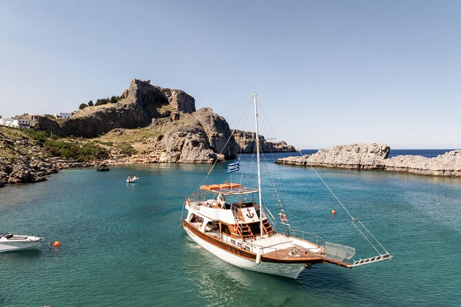 Bay to Bay Cruise in Lindos - The crew, comfort, and safety details