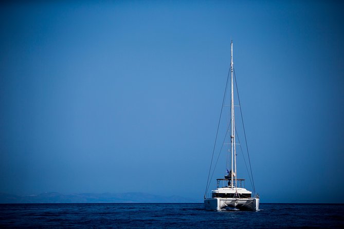 Beautiful Day Catamaran Caldera Cruise incl. Meal & Drinks - The Volcano and Hot Springs, about 30 minutes