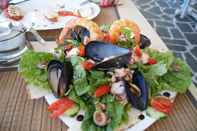 Best Corfu Tour with Boat Trip & Old Town for Cruise Passengers - Choosing between the beach and the €15 boat ride