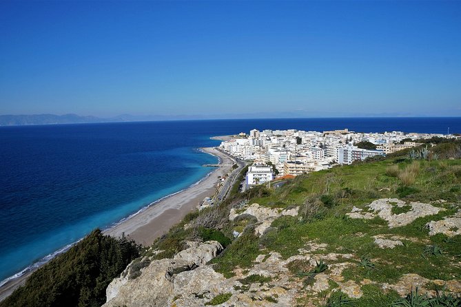 BEST OF RHODES ISLAND - PRIVATE TOUR - SHORE EXCURSION - FULL DAY - 4 People - The road to Lindos, with Tsambika and beach views