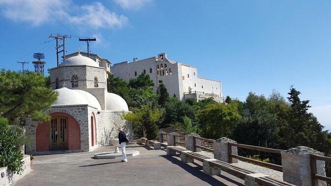 Best of Santorini Sightseeing Guided Tour 5h - A smart five-hour introduction to Santorini