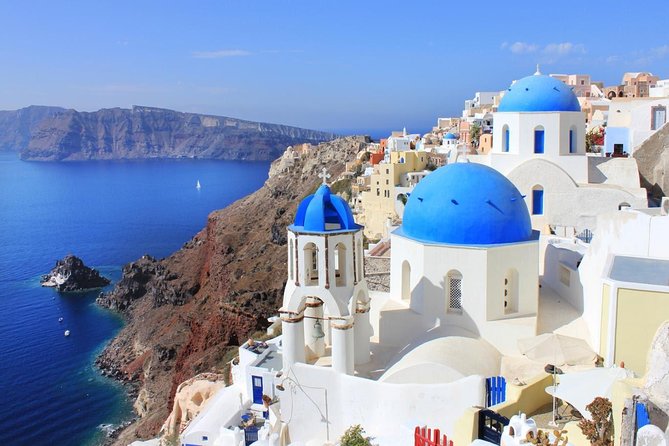 Best of Santorini Sightseeing Guided Tour 5h - Oia and the postcard blue domes
