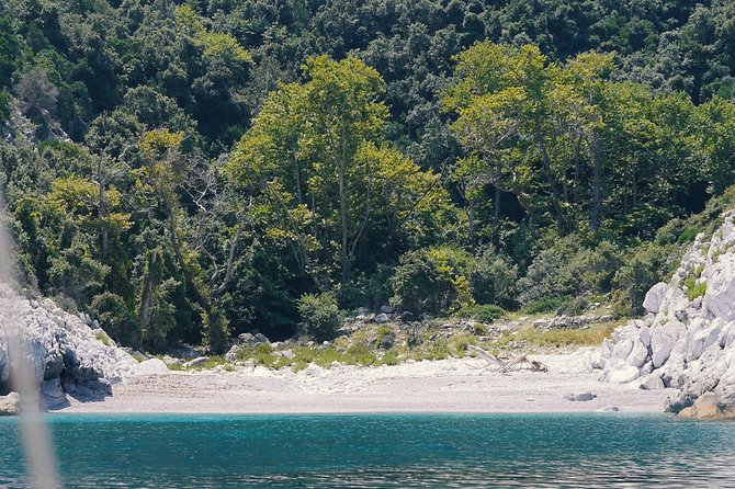 Boat Trip "Sea Caves of Thetis" - Meeting at Chorefto or Agios Ioannis