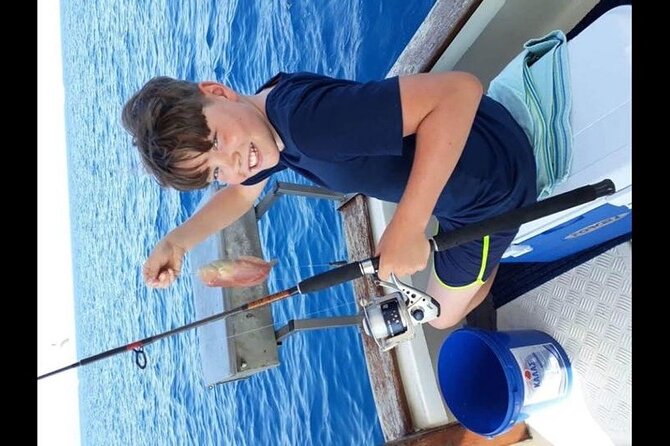 Captain Manolis Fishing with barbecue on the boat - Barbecue lunch with fish, salad, and free drinks
