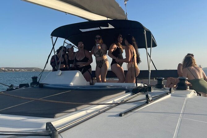 Catamaran Semi Cruise Paros Antiparos includes Food and Drinks - Life aboard the catamaran