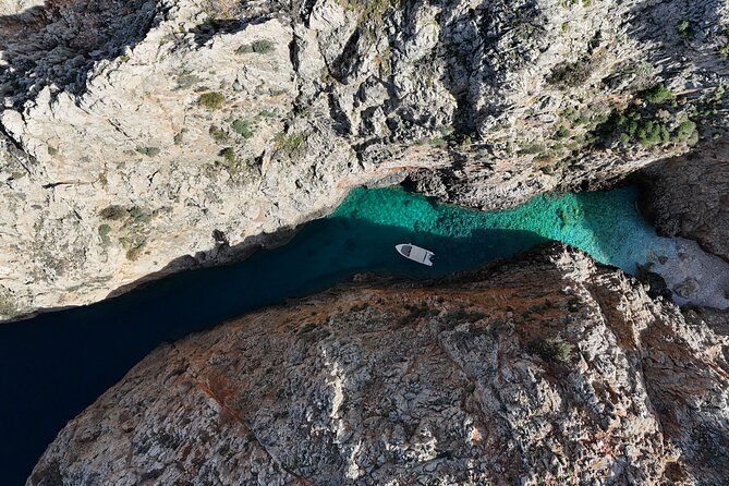 Chania: Boat Rental Almyrida - Loutraki Beach and the return to Almyrida