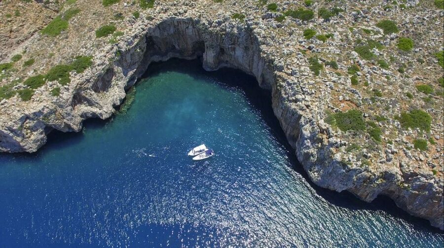 Chania: Boat Trip with Guided Snorkeling & Stand-Up Paddling - Safety and comfort for first-time snorkelers