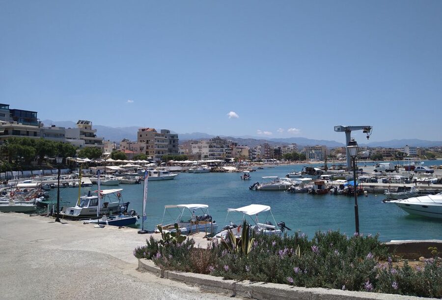 Chania: City Highlights Small Group Bike Tour - Byzantine Walls and the narrow lanes of the old town
