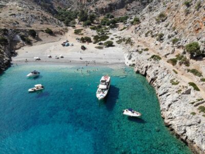 Menies Beach & Chironisia Bay Cruise with Snorkeling