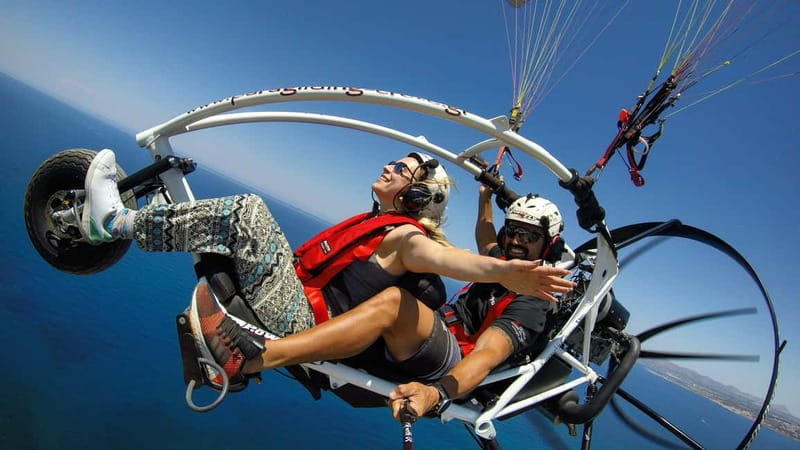Chania: Paratriking Experience with a Professional Pilot - Preparing for the One-Minute Takeoff