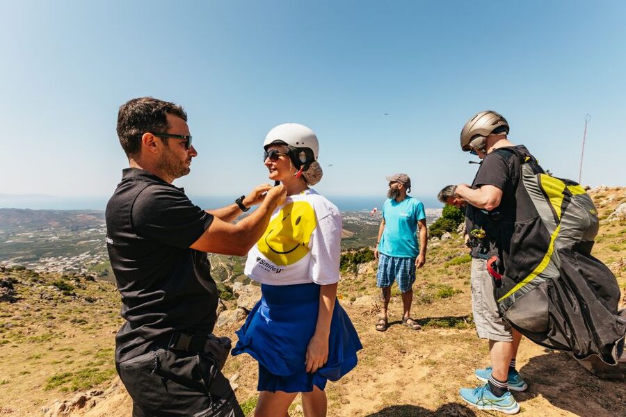 Chania: Tandem Paragliding Flight in Crete - GoPro footage and the camera rule