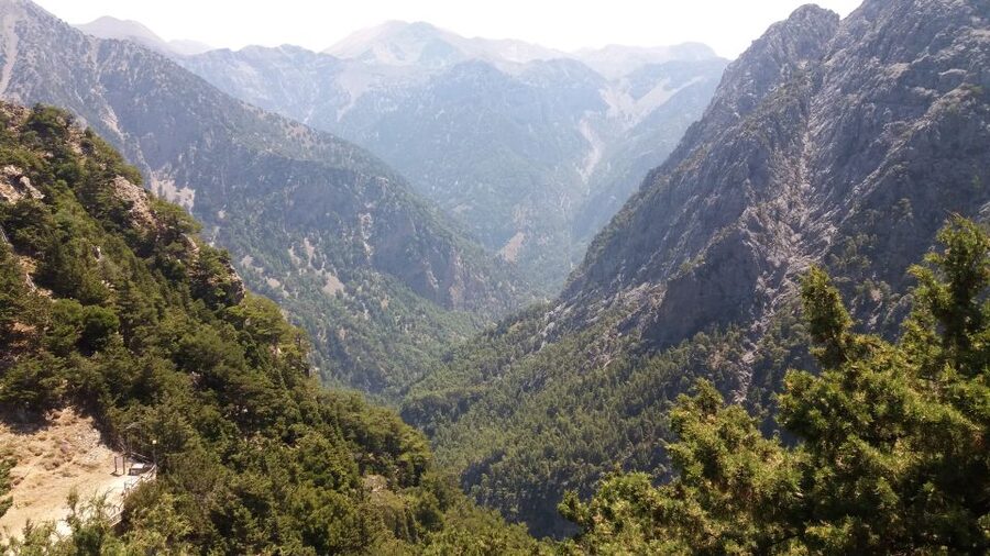Chania: White Mountains Safari Tour with Lunch and Tastings - Who should book this mountain safari