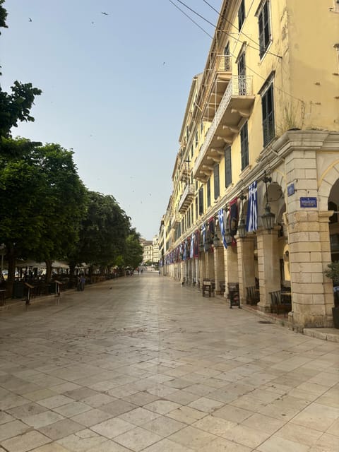 Corfu: Dog Sightseeing Tour - Walking to Saint Spiridon Church
