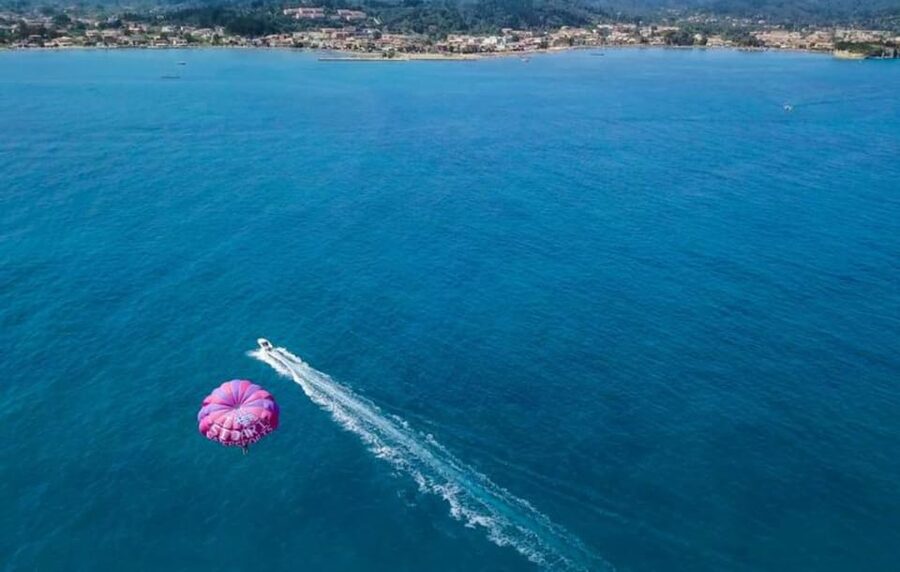 Corfu: Parasailing Experience for 2 in Sidari - Who should book this ride?