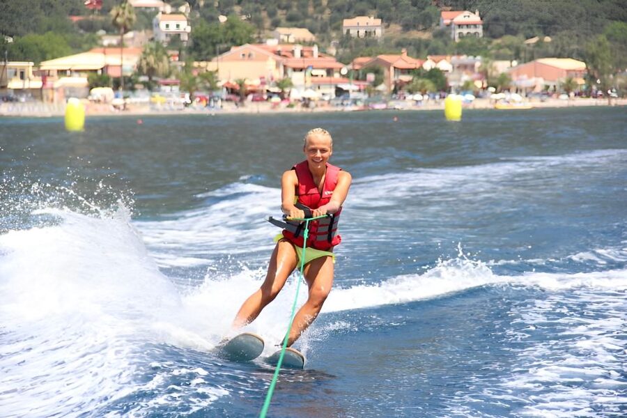 Corfu: Watersports Combo for 2 - Choose Water Skiing or Wakeboarding Carefully