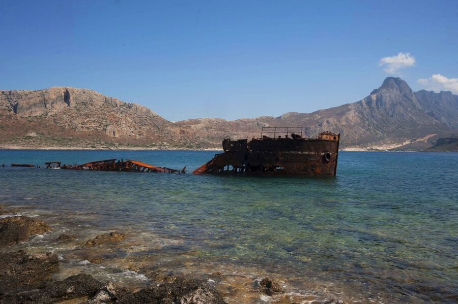 Crete: Balos and Gramvousa Cruise - Boarding at Kissamos and the coastal cruise