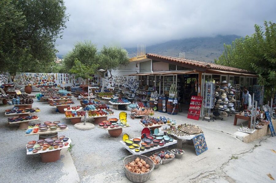 Crete: Chania, Lake Kournas and Rethymno Tour - Lake Kournas: The Day’s Quiet Change of Pace