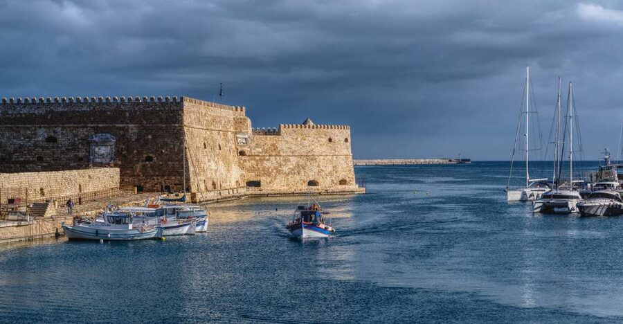Crete: Heraklion Center, Local Market and Creta Aquarium - Why this six-hour outing works