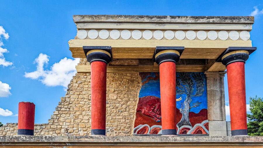 Crete: Knossos Palace and Lassithi Plateau Day Tour - Entering the Minoan world at Knossos Palace