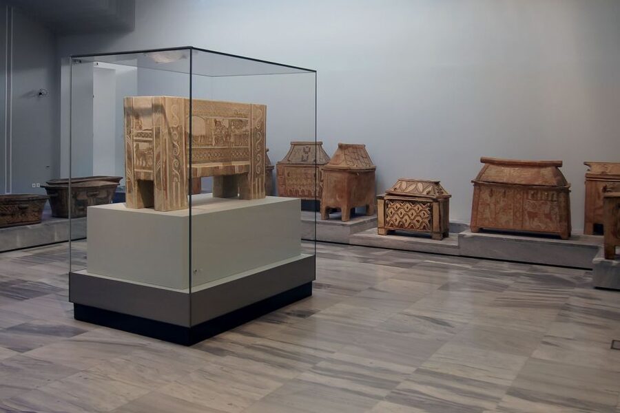 Crete: Knossos Palace and Museum E-Tickets with Audio Guides - Moving on to the Heraklion Archaeological Museum