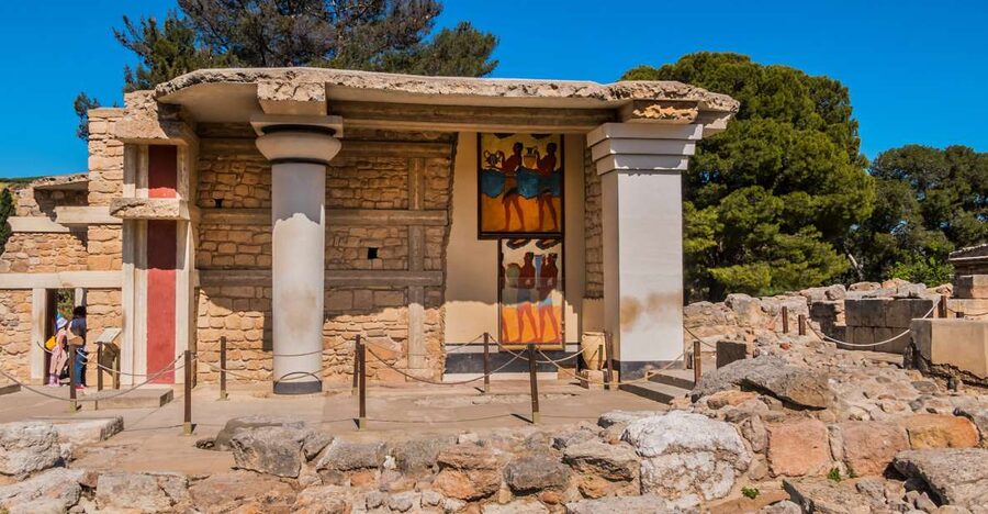 Crete: Knossos Palace Entry Ticket with Optional Audio Guide - Is the optional audio guide worth paying for?