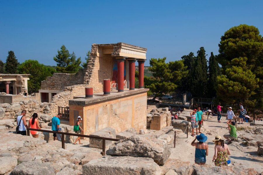 Crete: Knossos Palace, Heraklion City, Market Guided Tour - Who should book this Crete tour?