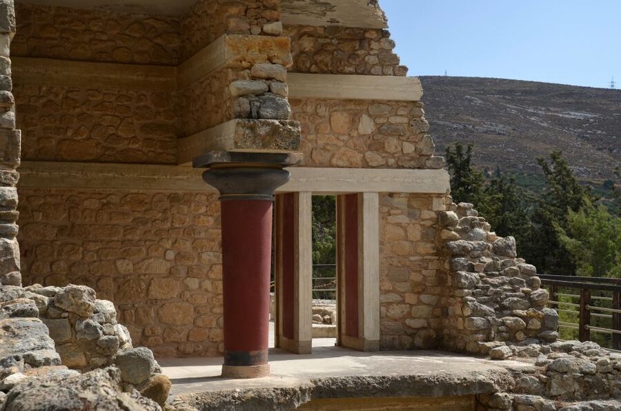 Crete: Knossos Palace & Heraklion Guided Tour - The morning ride from Crete’s resort towns