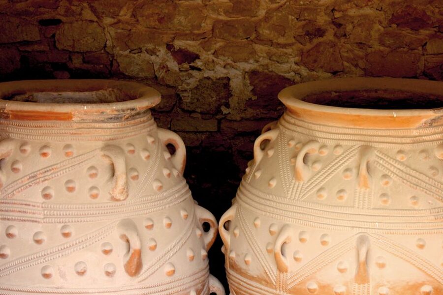 Crete: Palace of Knossos E-Ticket and Audio Guide - The West Magazines and the palace economy