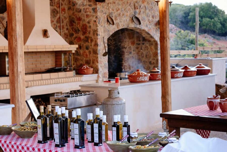 Crete: Road-trip to Lasithi Plateau & Olive Mill Farm - Knossos Palace and Diktean Cave: check your exact version