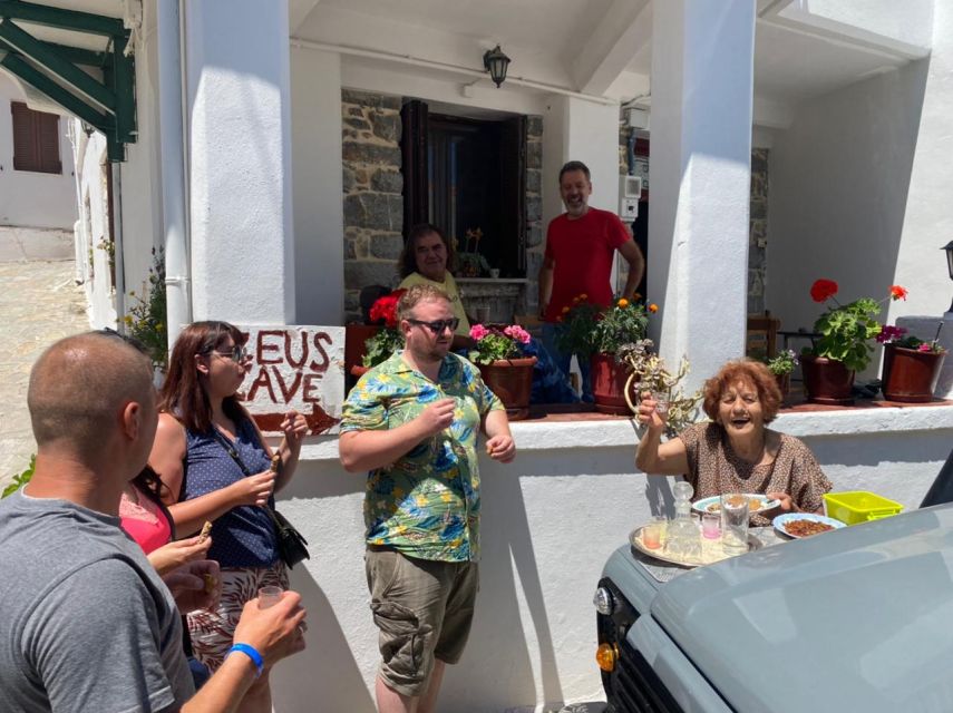 Crete: Sightseeing Day Trip with Cooking Lesson and Lunch - Learning how olive oil is made