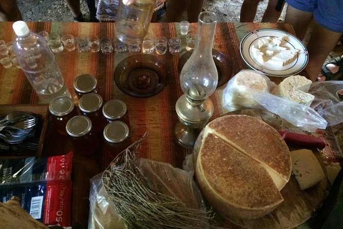 Crete White Mountains Safari Including Lunch - Therisso Village and the Long Lunch