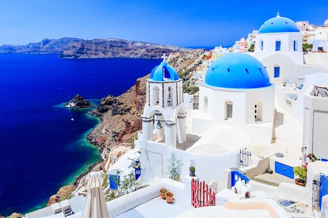 Day Tour to Santorini Island from Heraklion Crete - Crowds, Heat, and the Santorini Reality