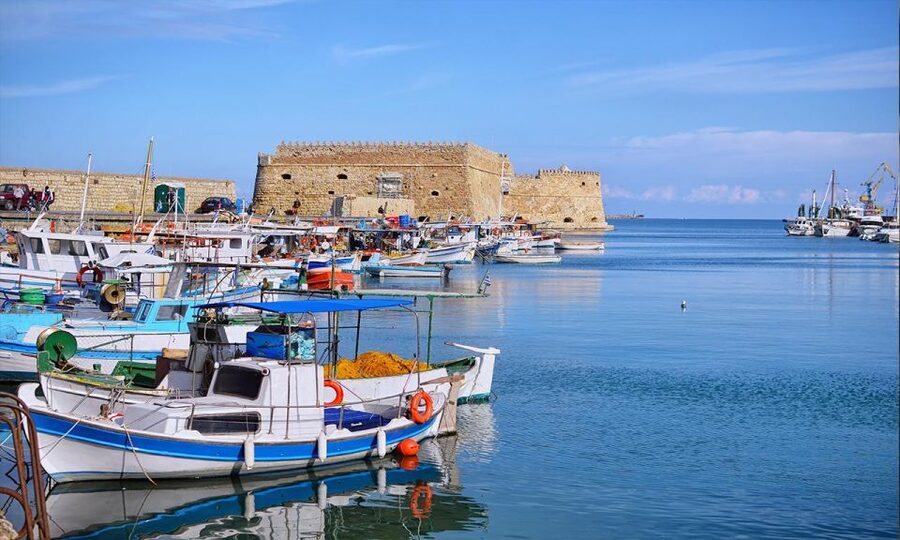 Day Trip To Heraklion City Center & Market & CretAquarium - Who will enjoy this day most