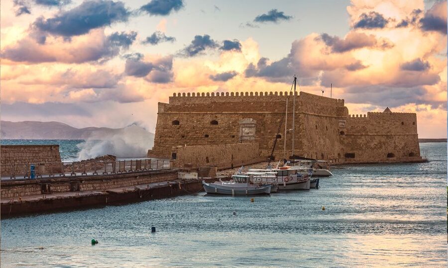 Day Trip To Heraklion City Center & Market & CretAquarium - Should you book the Heraklion and CretAquarium trip?