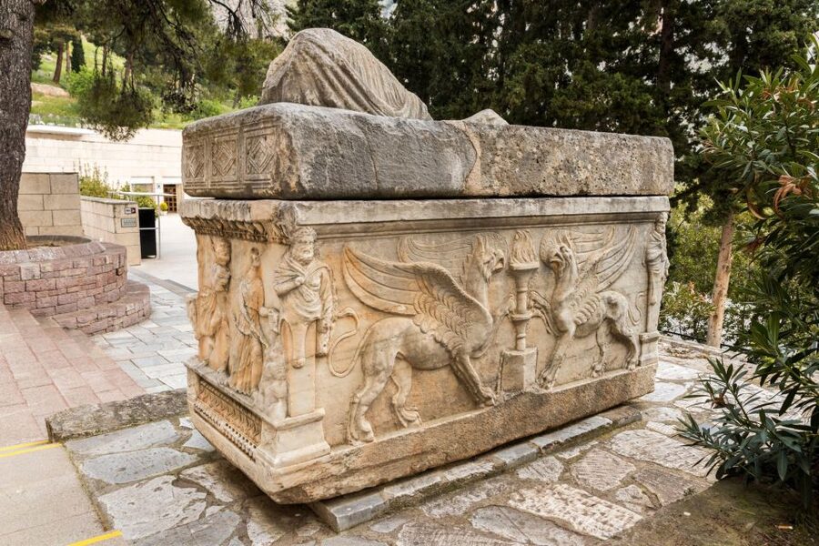 Delphi Small-Group Day Trip From Athens - Leaving Athens for the mountains