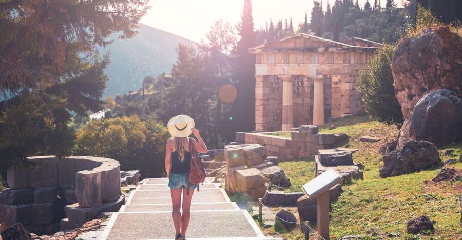 Delphi Small-Group Day Trip From Athens - Small group, guides, and the pace of the day