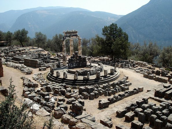 Delphi & Thermopylae Full Day Private Tour from Athens - The return to Athens is part of the cost