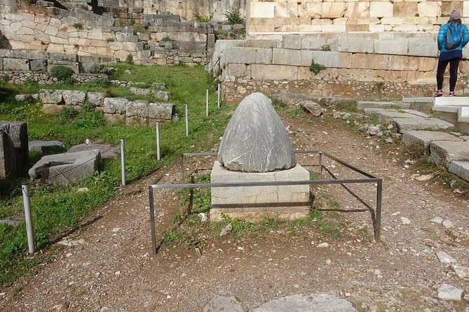 Delphi with Professional English Guide and Transportation - Audio equipment and guide quality