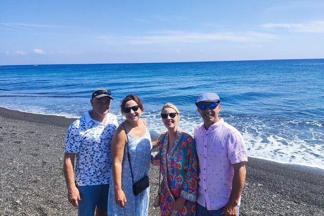 Discover Best Of Santorini with Locals Small Group Half Day Tour - Why this half-day route works for first-time visitors