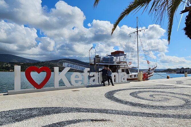 Dreamy Sails Daily Cruises at Argostoli Kefalonia Island - Swimming choices for confident and cautious passengers
