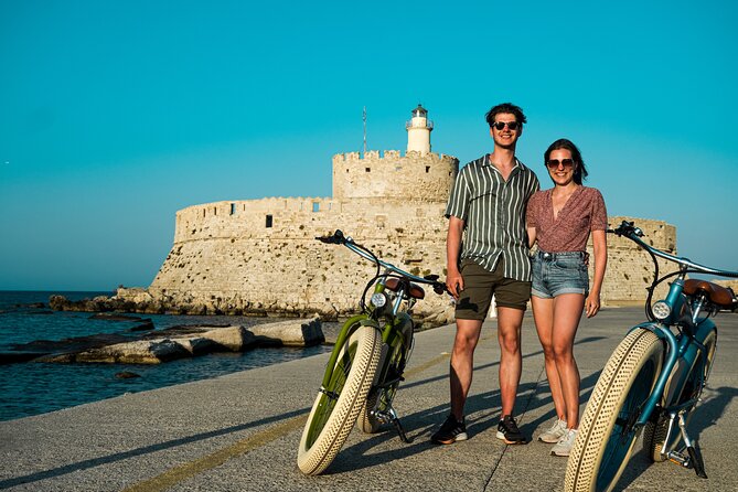 E-Bike Photo Stop Tour - The Palace of the Grand Master in five minutes