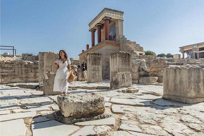 E-Ticket & Audio Tour for Knossos Palace: Unlock Minoan Majesty - The North Lustral Area and Ritual Purification