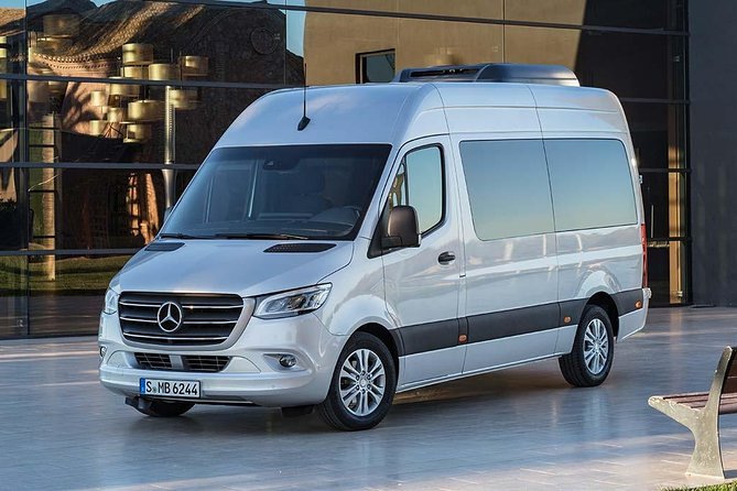 Economy Departure Transfers To Santorini Airport - The 30-minute ride to JTR