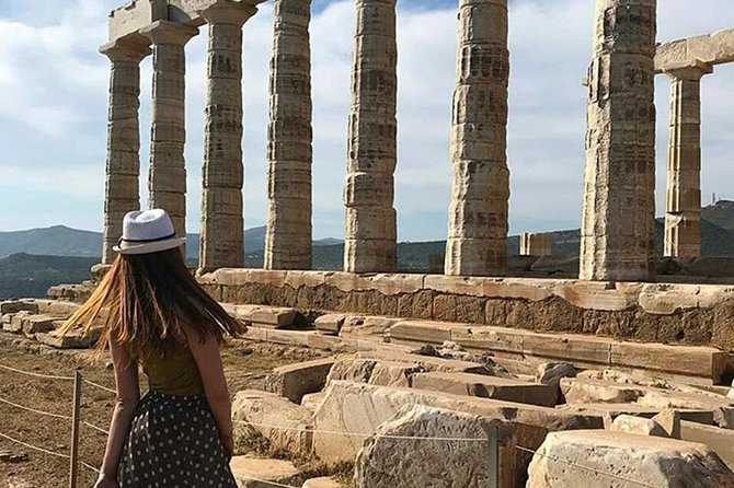 Enjoy Cape Sounio Private Majestic Sunset With Seaside Dinner - Private service versus a licensed guided tour
