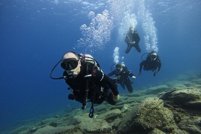 Experience Scuba Diving in Heraklion Crete - The shore setting at Mononaftis Beach